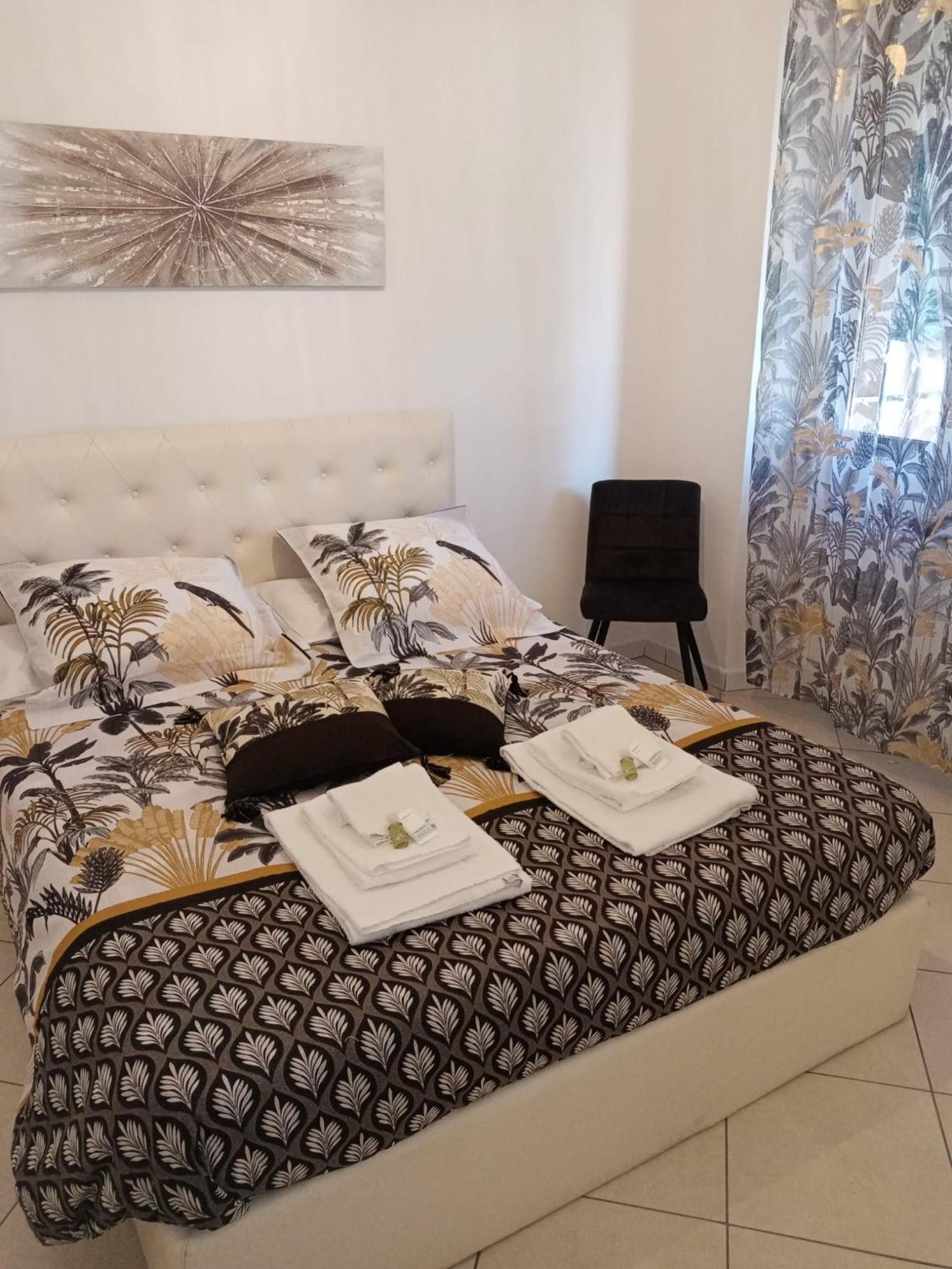 Relax In Trastevere Rome - Independent Apartment エクステリア 写真